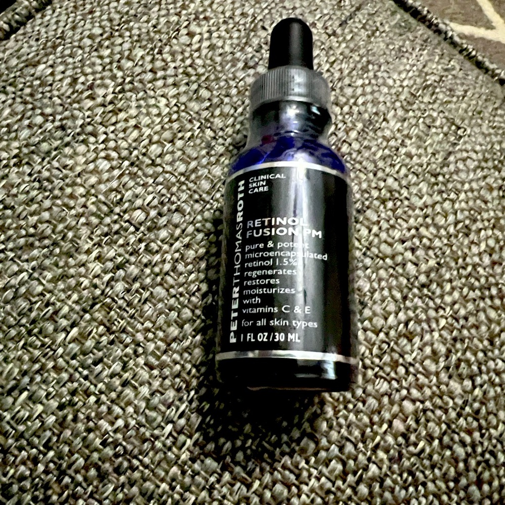 Peter Thomas Roth Retinol Fusion PM Serum - Deep Blue